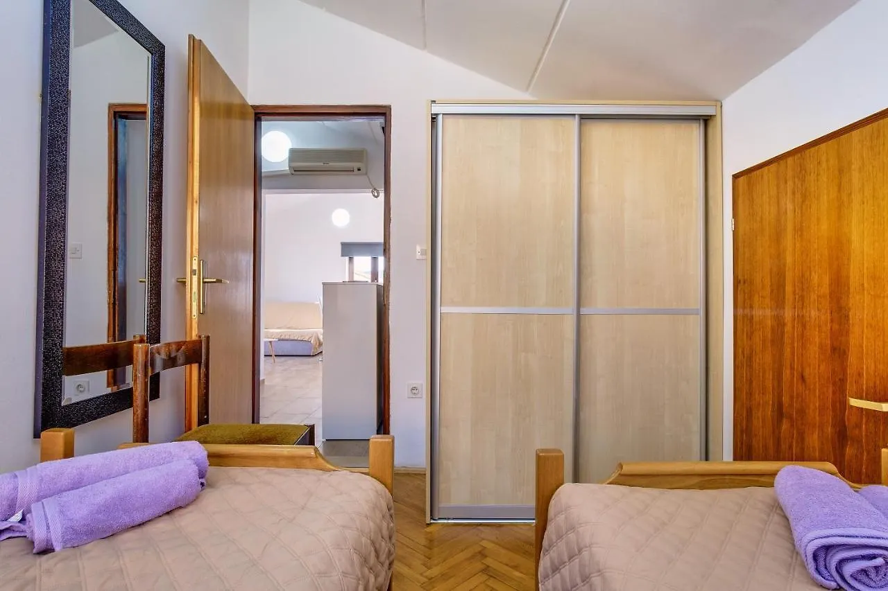 Apartment Apartmani Radic Mali Losinj Croatia